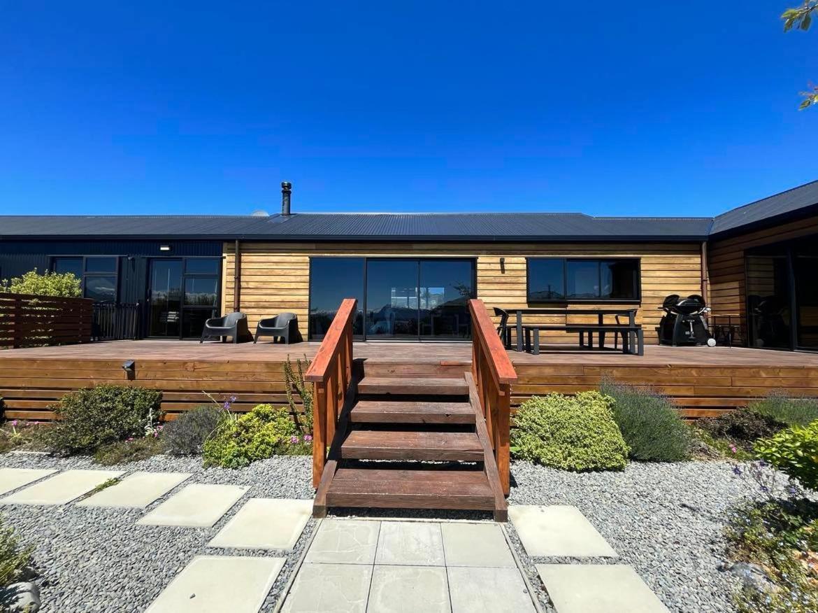 Wayfarers Lodge Lake Tekapo Exterior photo