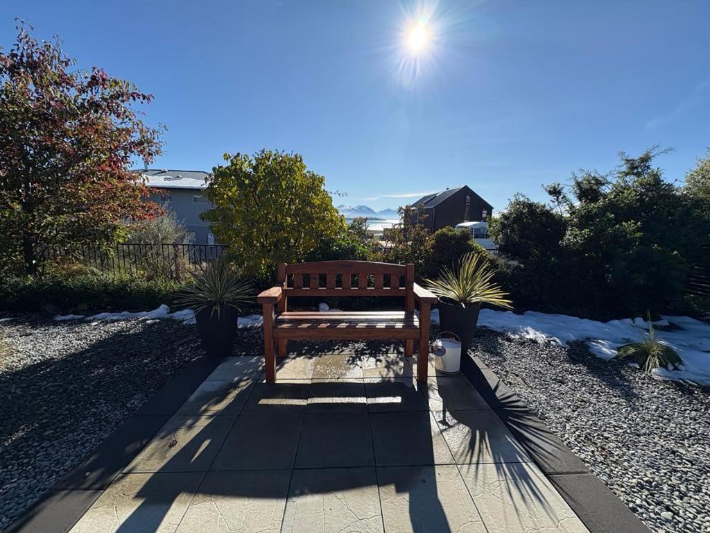 Wayfarers Lodge Lake Tekapo Exterior photo